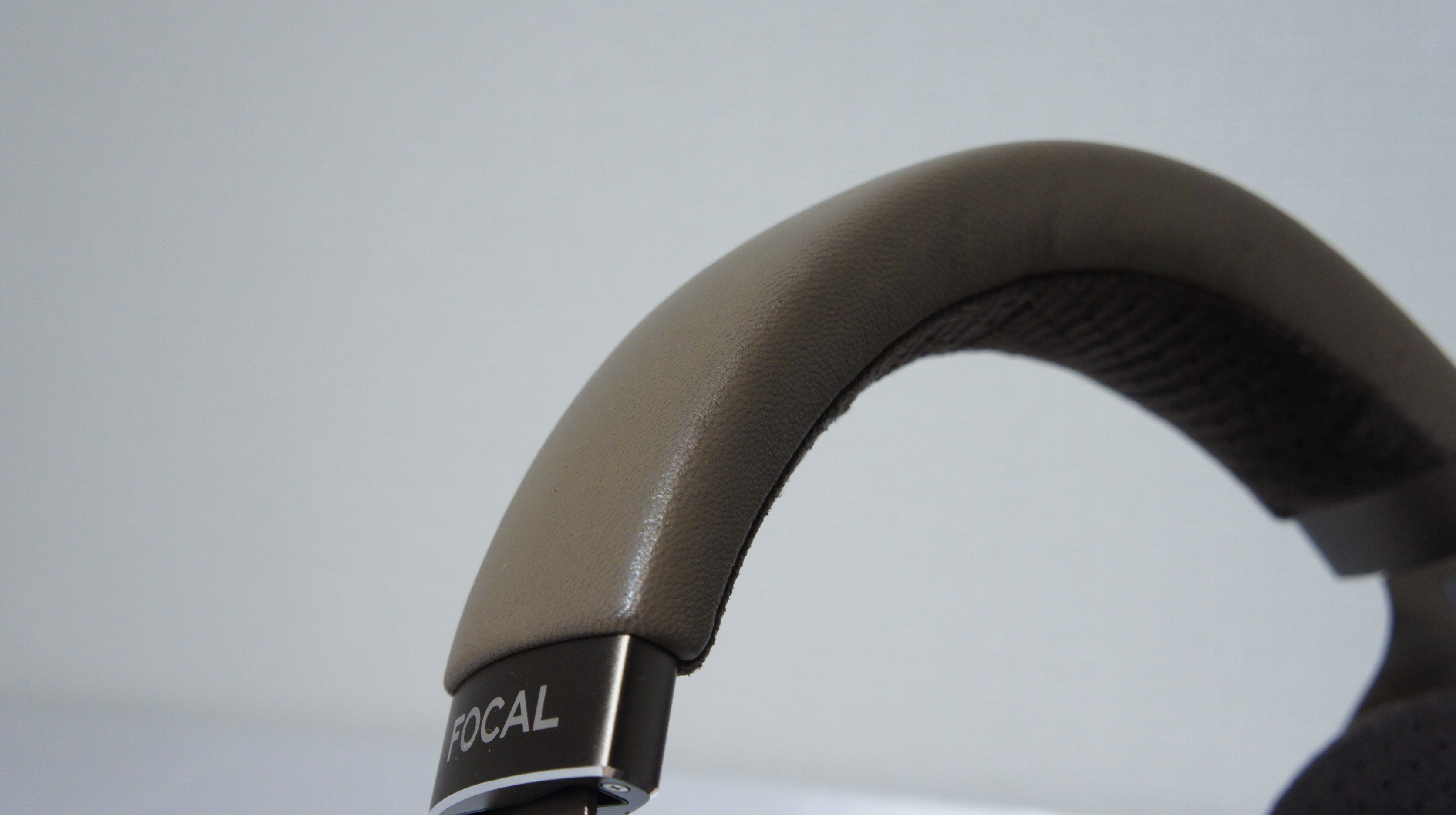 FOCAL フォーカル CLEAR MG ヘッドホン｜CAVIN 大阪屋 札幌オーディオ
